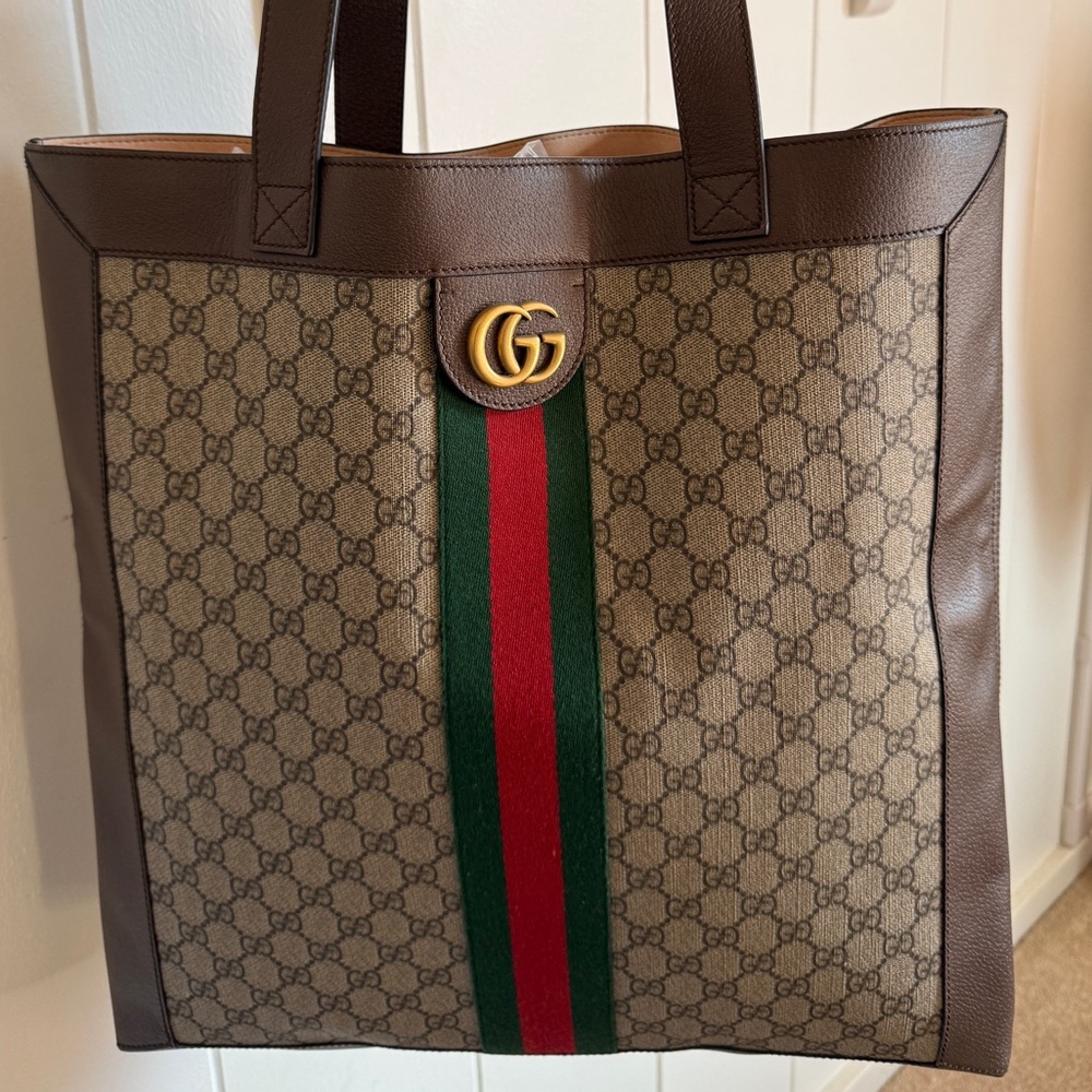 Gucci Ophidia GG Supreme Jacquard Striped
Tote Bag